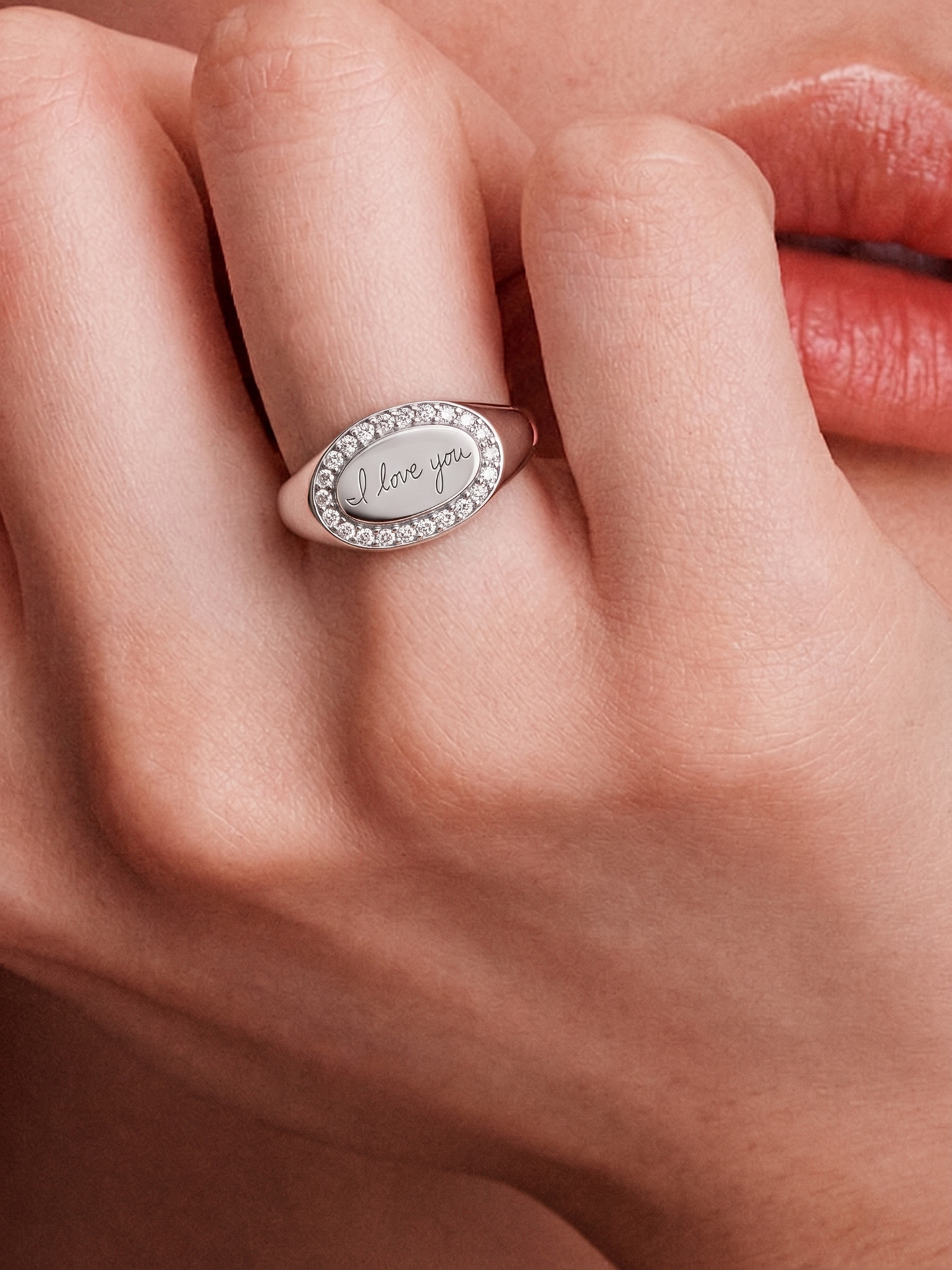 Ovale Handschrift Ring 'Mark Oval' Stainless Steel Zilver | Hera Hues