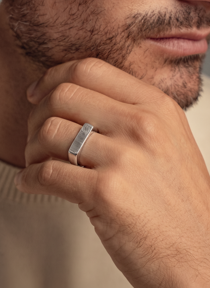 Minimalistische Staafring met Vingerafdruk | Stainless Steel | Hera Hues