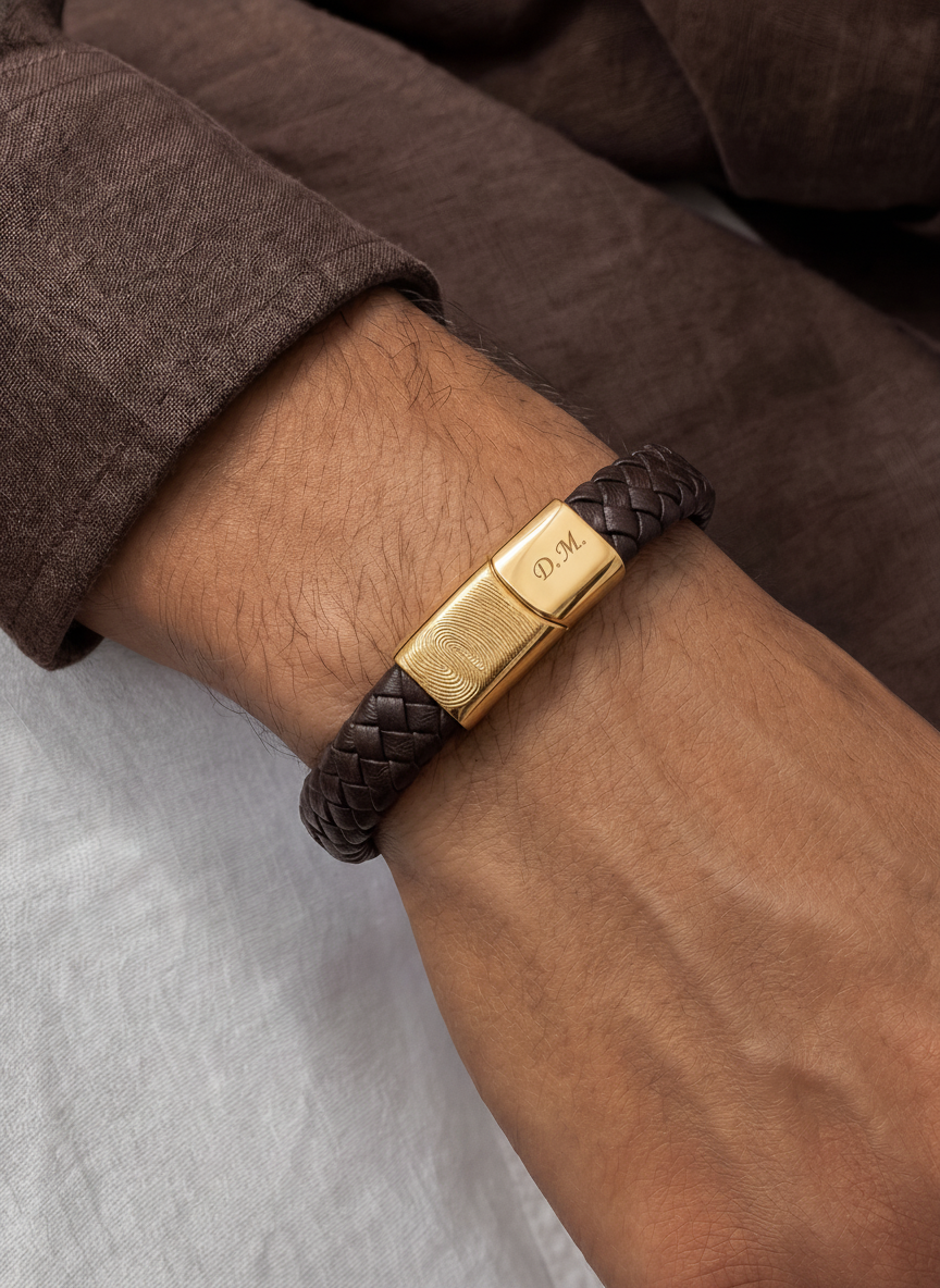 Bruin Lederen Heren Armband met Vingerafdruk Goud | Hera Hues