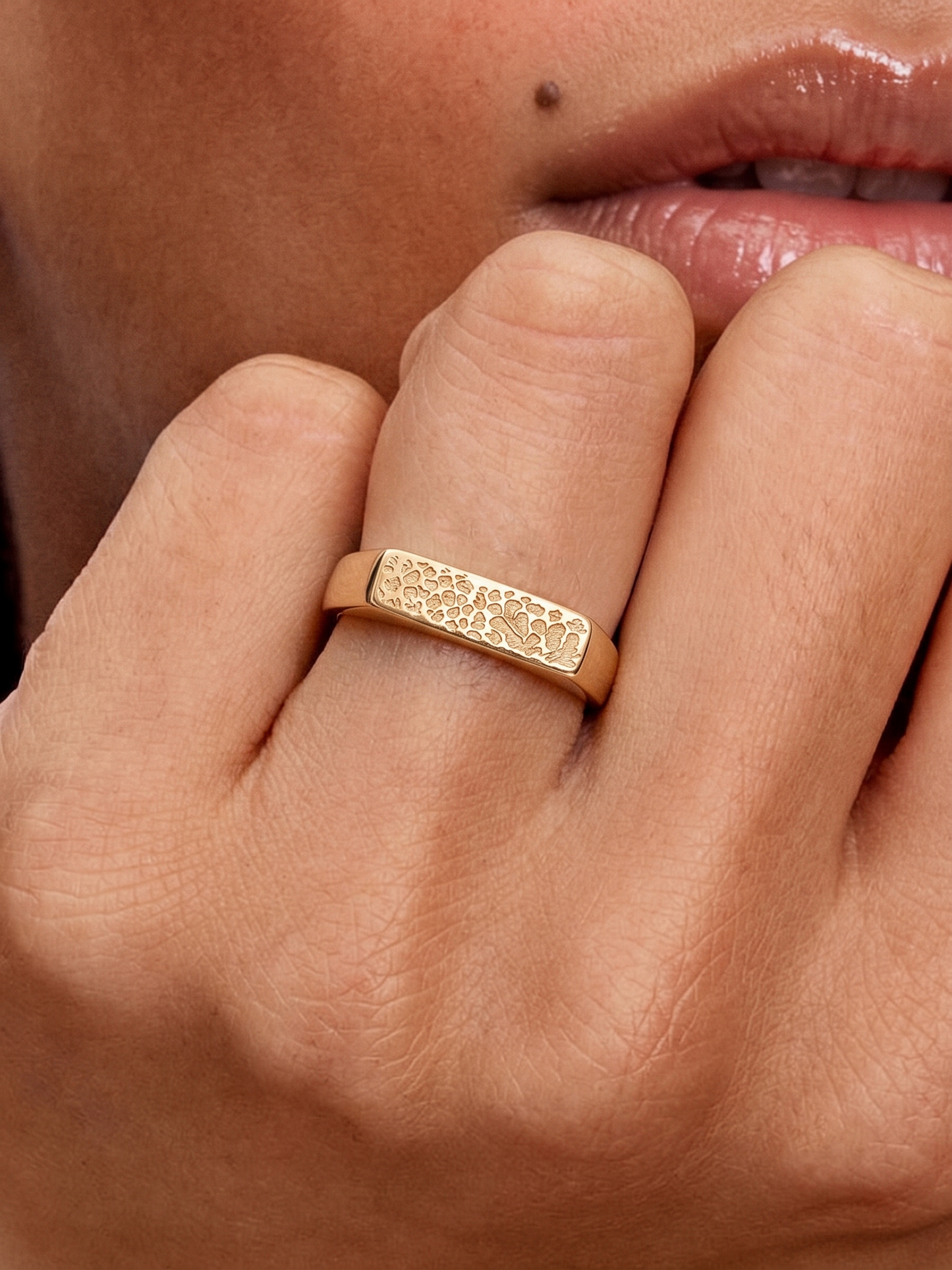 Unieke Neusafdruk Hond of Kat Ring Goud Stainless Steel | Hera Hues