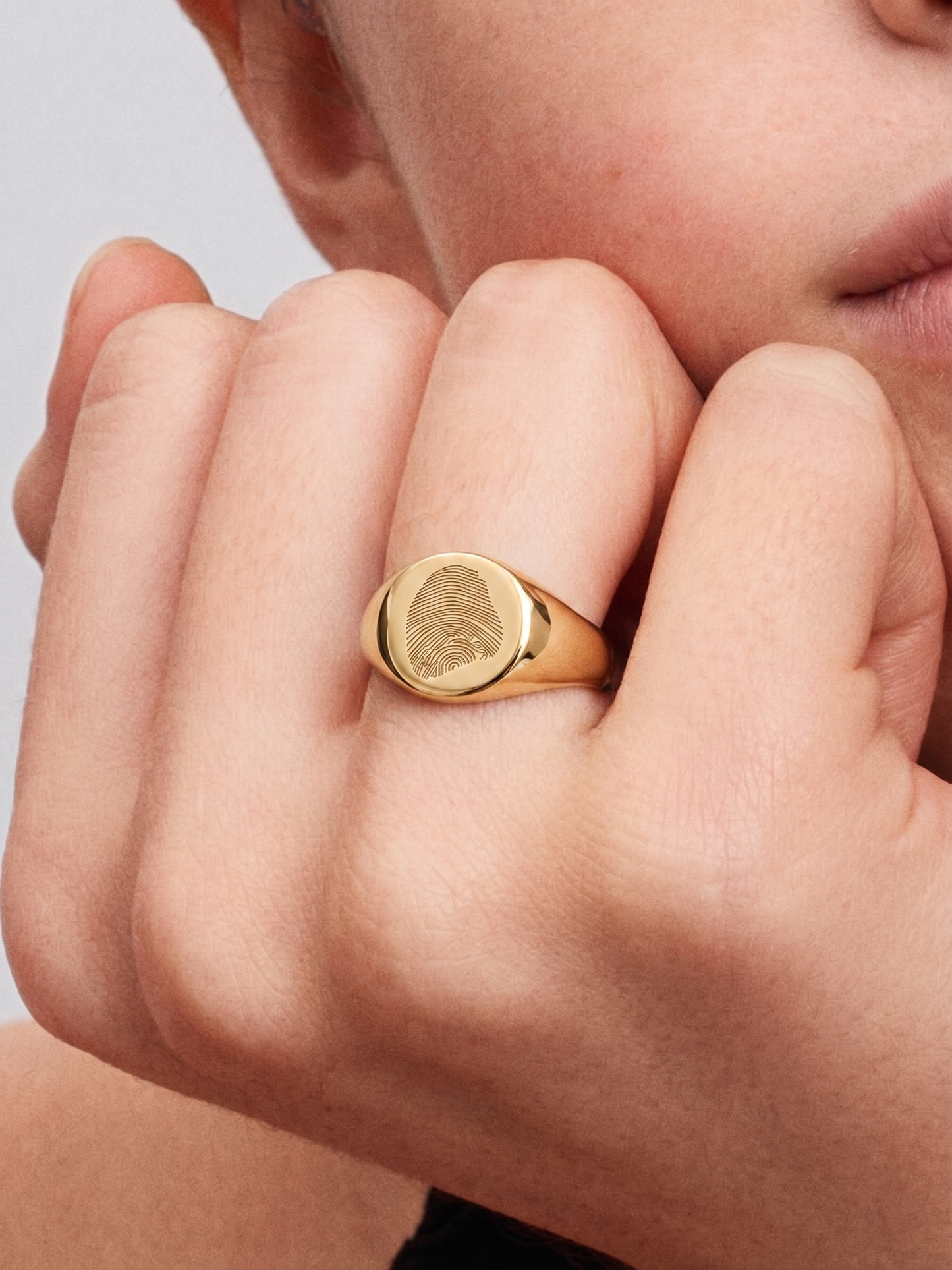 Klassieke Vingerafdruk Zegelring Goud Edelstaal | Hera Hues